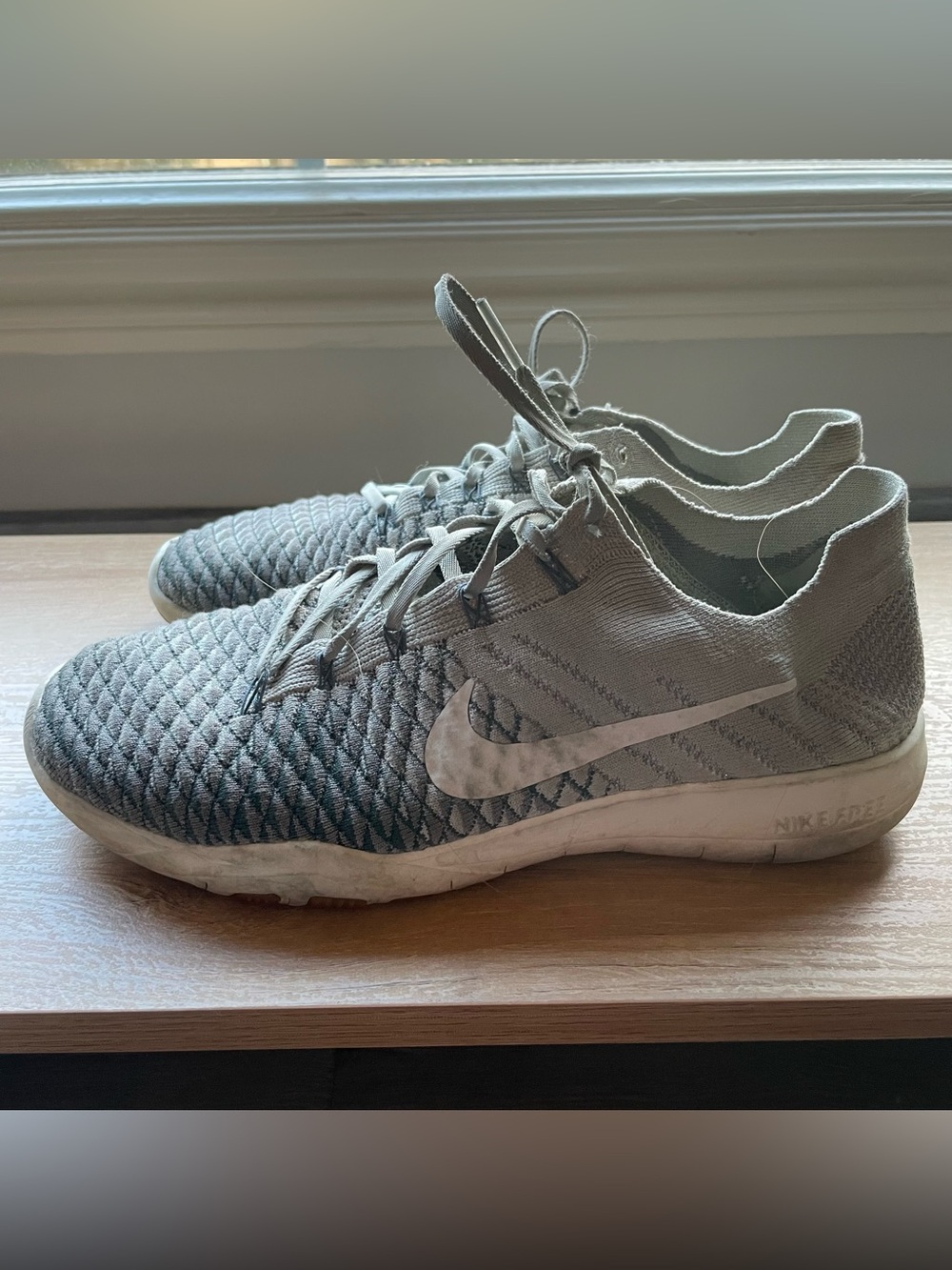 Nike Free Women’s Gray Knit Athletic Sneakers Size 8.5